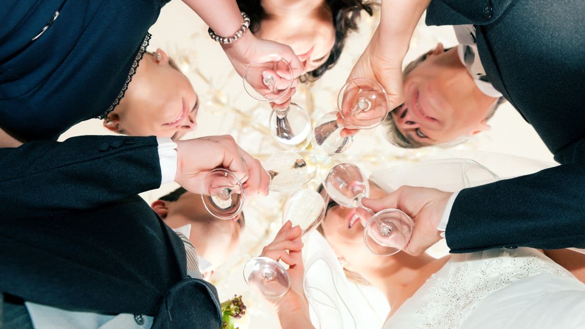 Combien de témoins pour un mariage ? - Conseils Qlikki pour organiser votre événement
