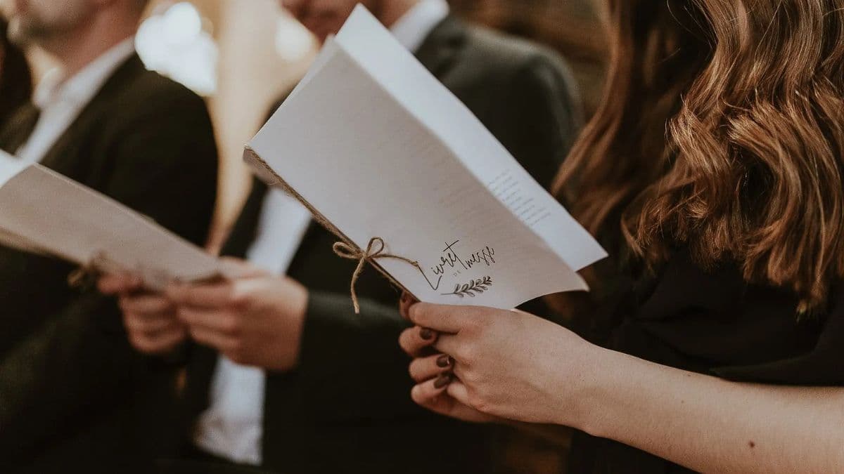 Livret de messe : Nos conseils et astuces pour le concevoir - Conseils Qlikki pour organiser votre événement